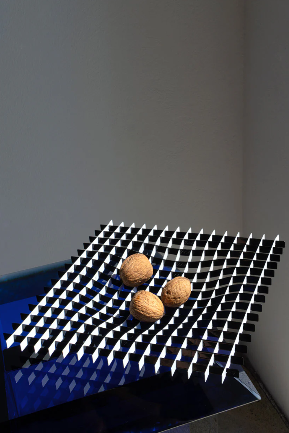 Gravity Tray