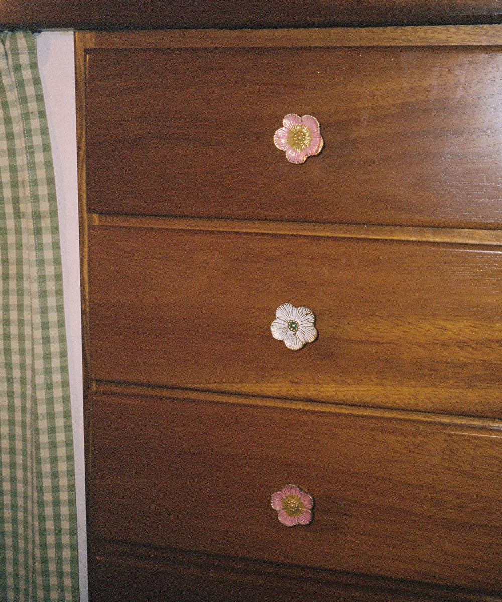 Faye Flower Knob