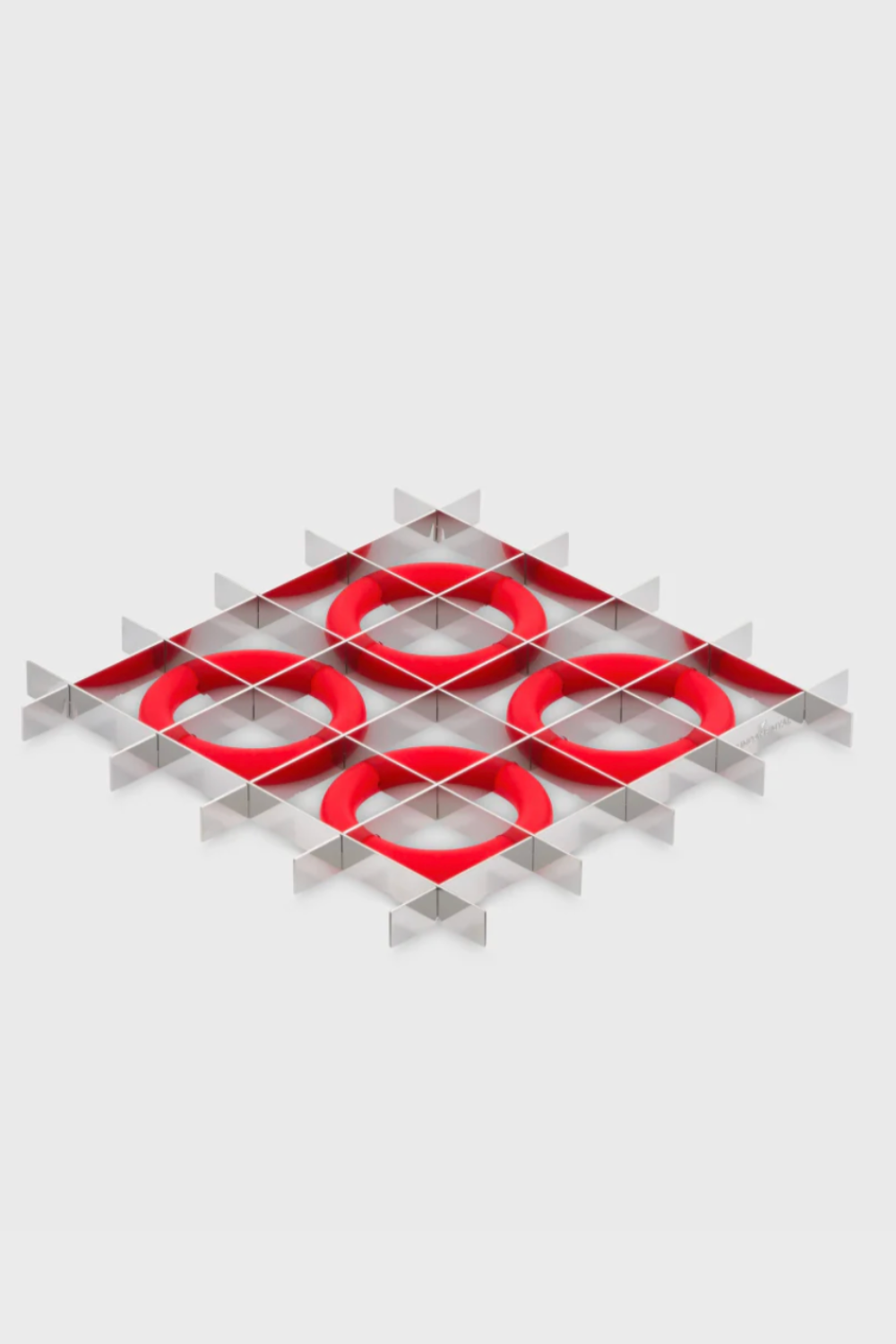 HOVER TRIVET